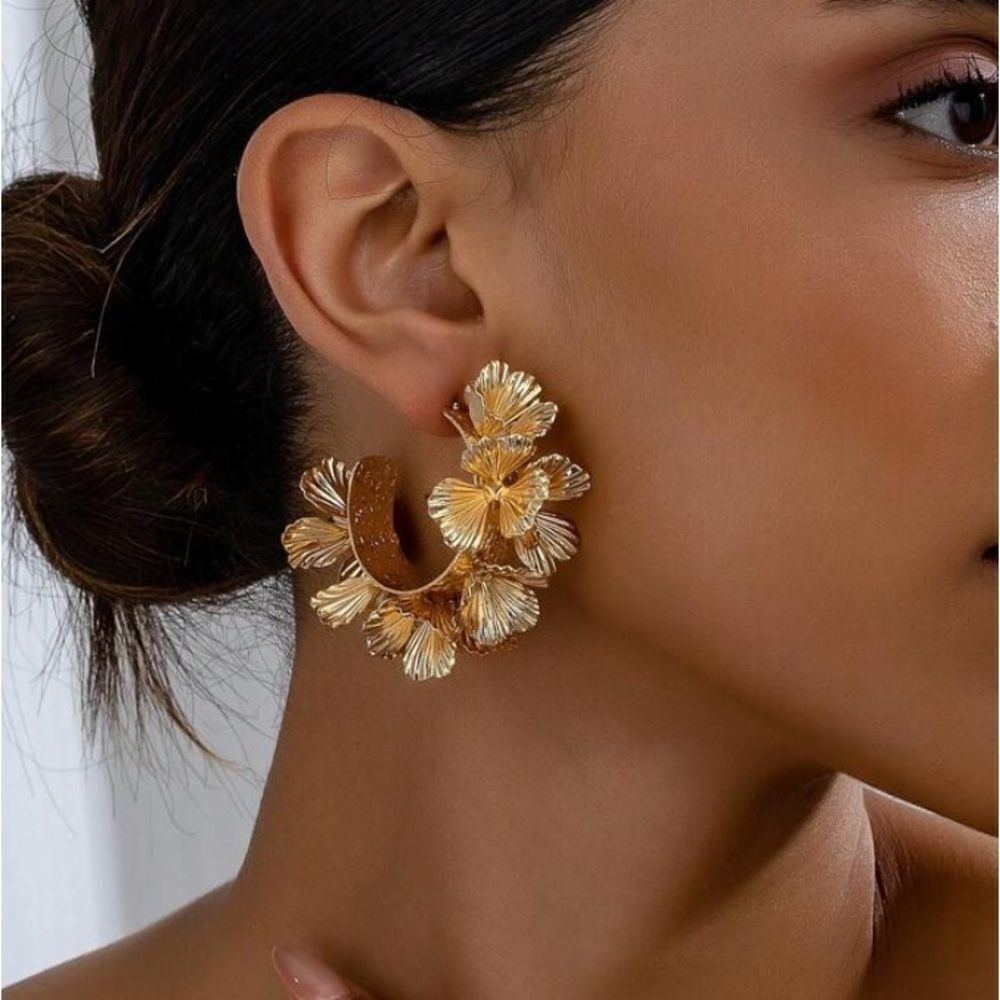 3for$20 1pair Fashionable Summer Exaggerated Multi-Layered Flower